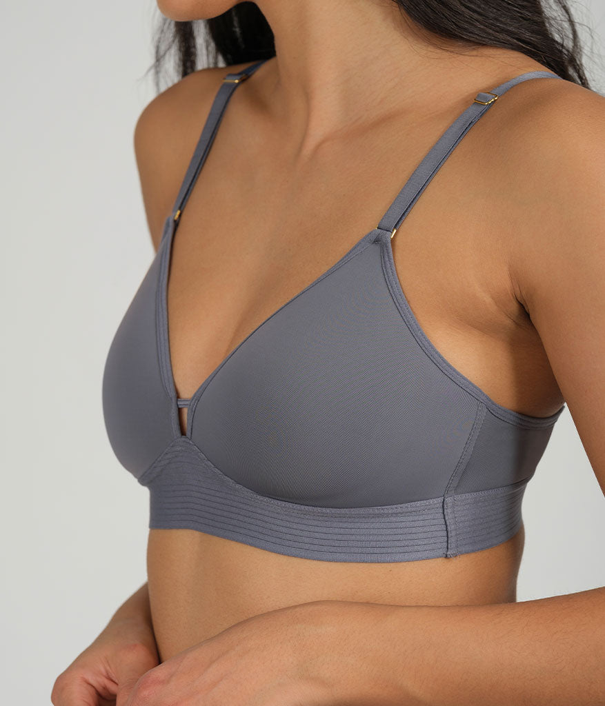 LIVELY Wireless Gray Spacer Bra Full Coverage Bra with No Underwire 34DDD  Size undefined - $15 - From Christine