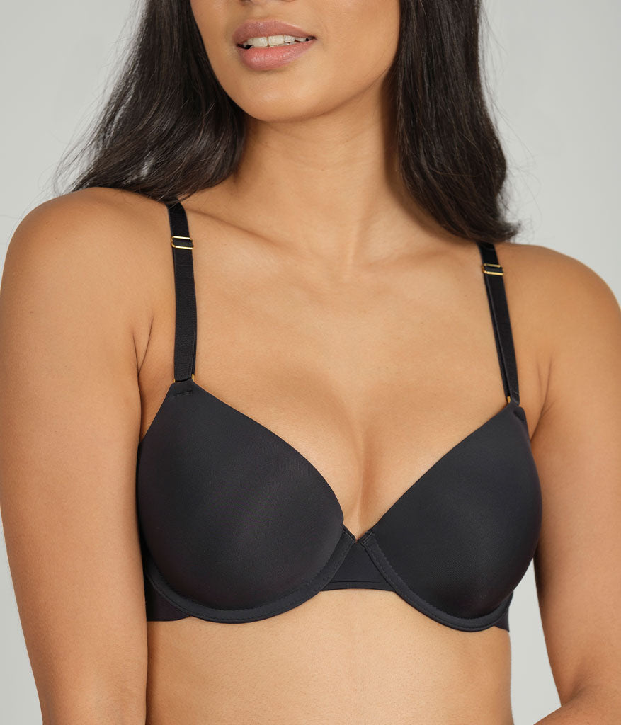 Lively is relaunching its bralette for women with bigger boobs, and it  already has a 3,000-person waitlist - HelloGigglesHelloGiggles